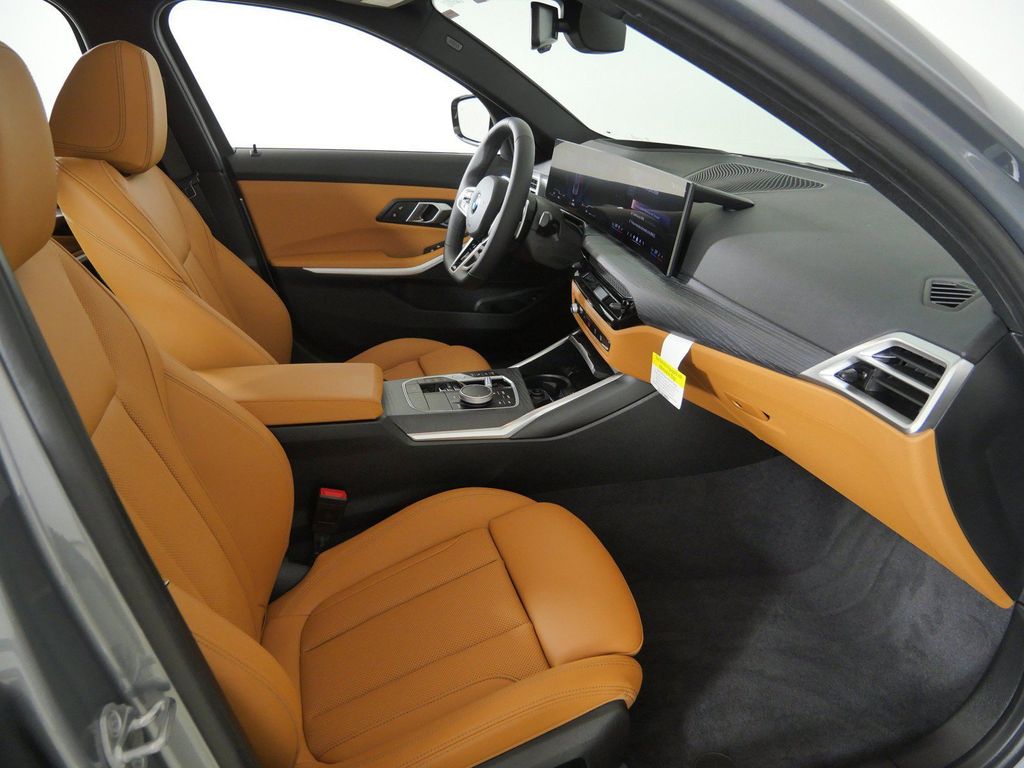 Thumbnail: 2026 BMW 3 Series - 9