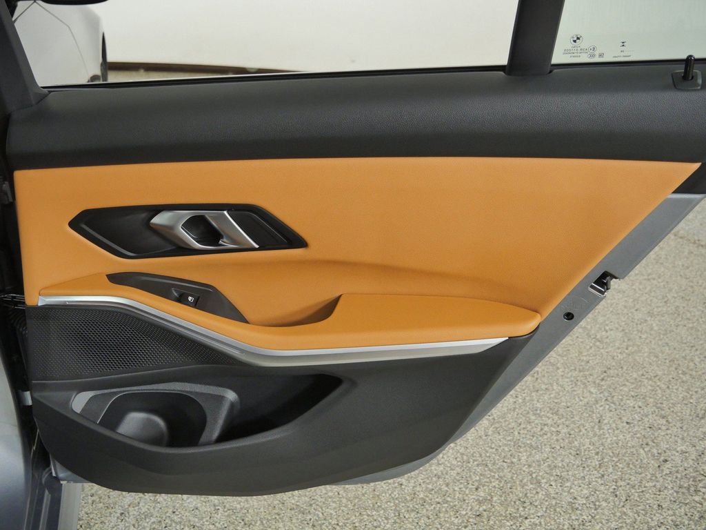 Thumbnail: 2026 BMW 3 Series - 29