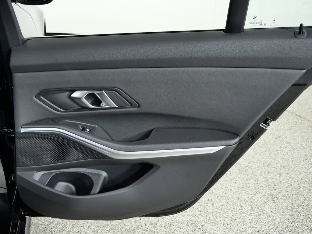 Thumbnail: 2026 BMW 3 Series - 29