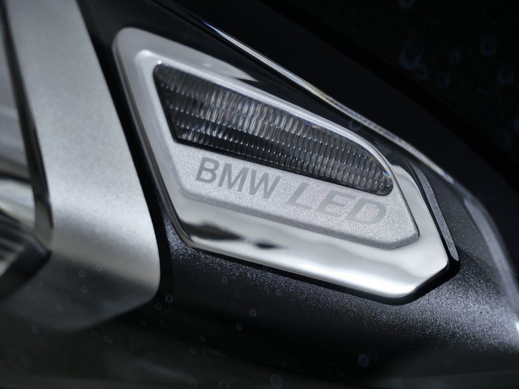Thumbnail: 2026 BMW 3 Series - 18