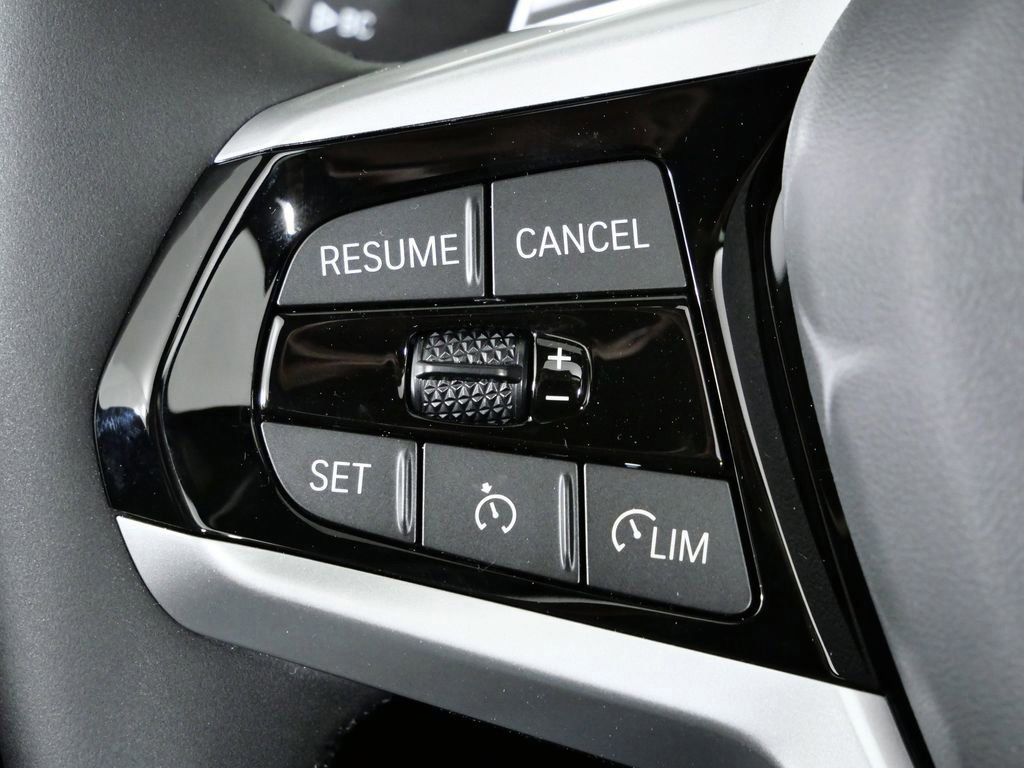 Thumbnail: 2026 BMW 3 Series - 41