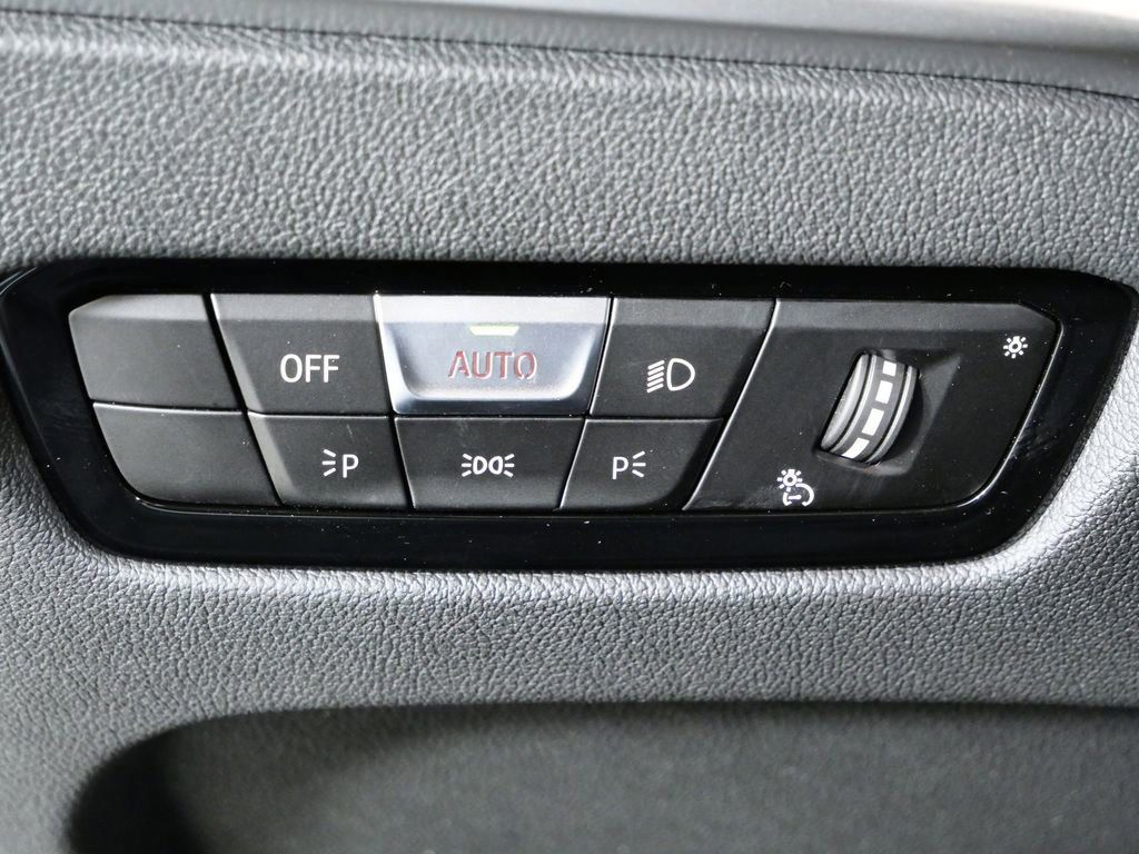 Thumbnail: 2026 BMW 3 Series - 40