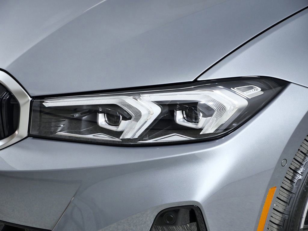Thumbnail: 2026 BMW 3 Series - 17