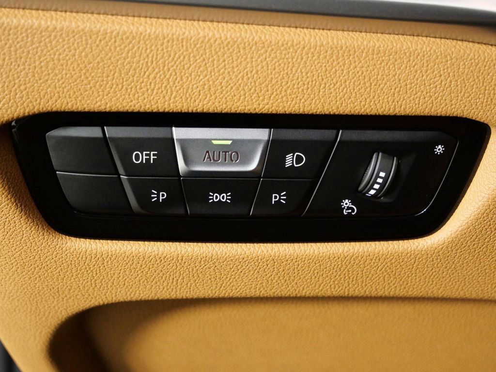 Thumbnail: 2026 BMW 3 Series - 40