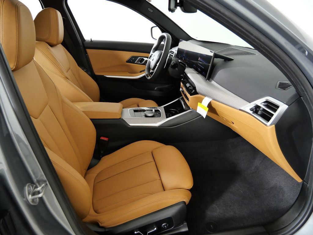 Thumbnail: 2026 BMW 3 Series - 9