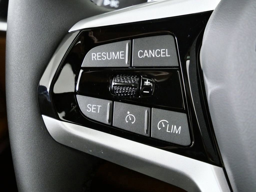 Thumbnail: 2026 BMW 3 Series - 41