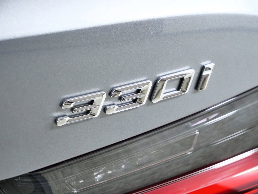 Thumbnail: 2026 BMW 3 Series - 23
