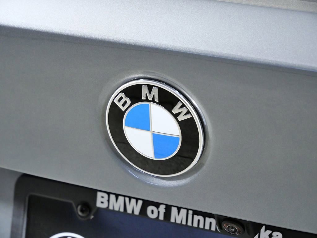 Thumbnail: 2026 BMW 3 Series - 7
