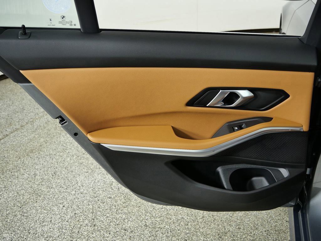 Thumbnail: 2026 BMW 3 Series - 32