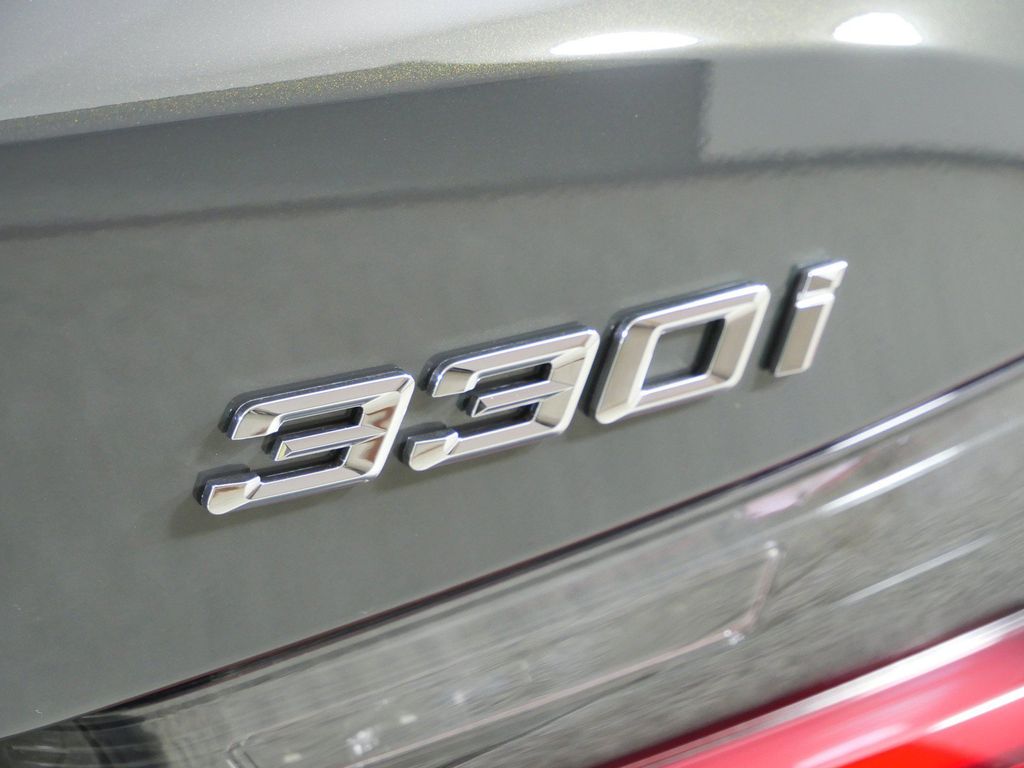 Thumbnail: 2026 BMW 3 Series - 23