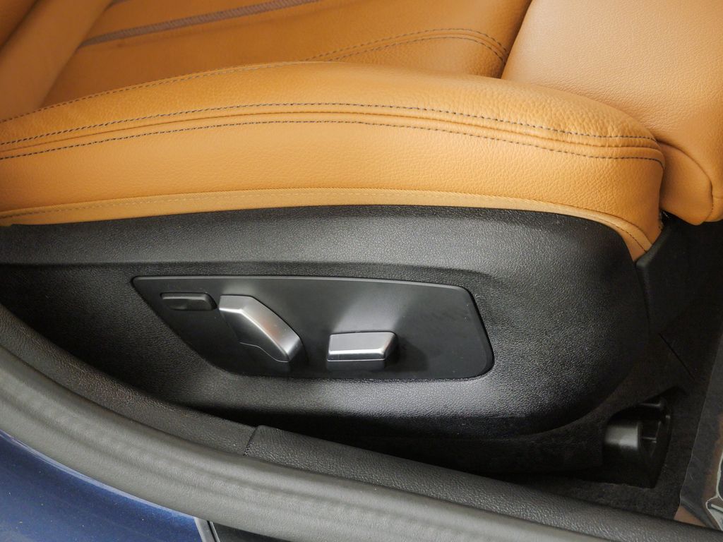 Thumbnail: 2023 BMW 5 Series - 29