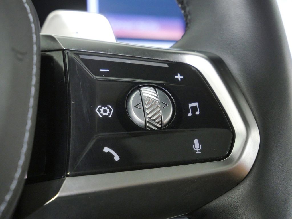 Thumbnail: 2024 BMW 7 Series - 46