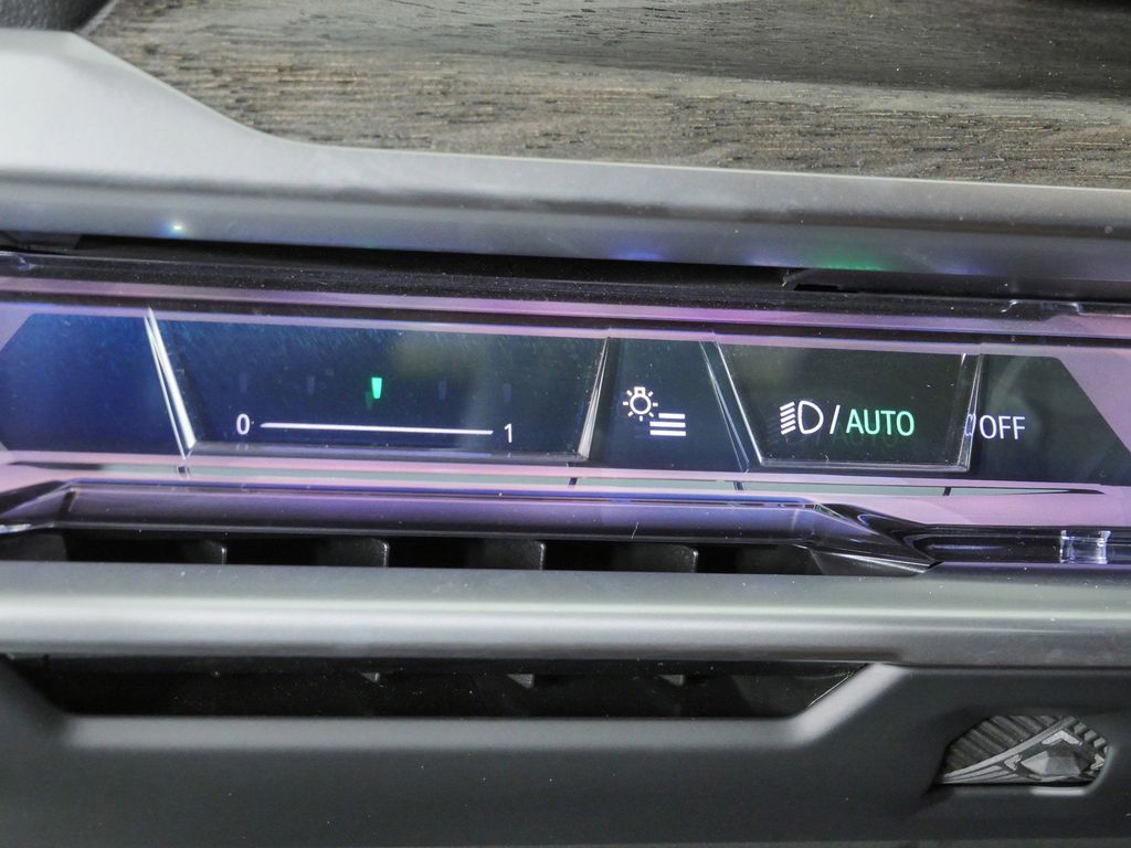 Thumbnail: 2024 BMW 7 Series - 44