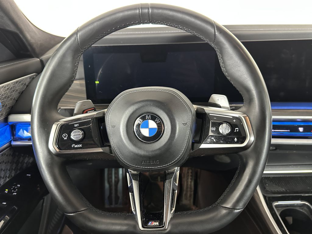 Thumbnail: 2024 BMW 7 Series - 2