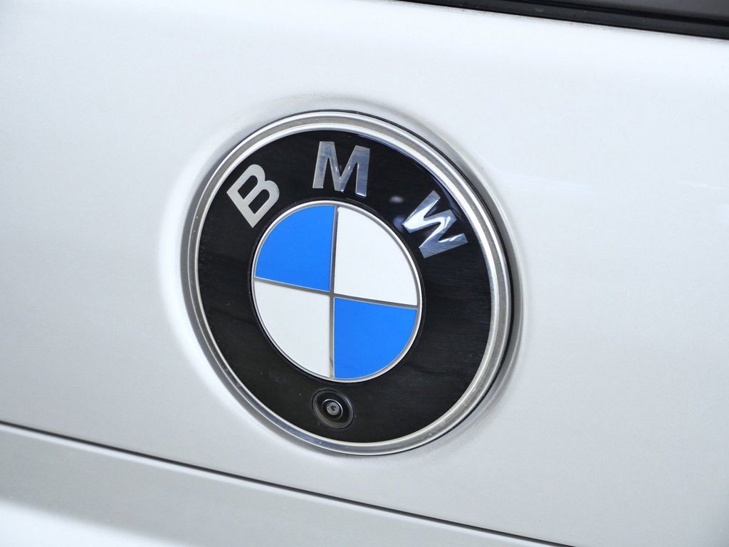 Thumbnail: 2026 BMW 7 Series - 22