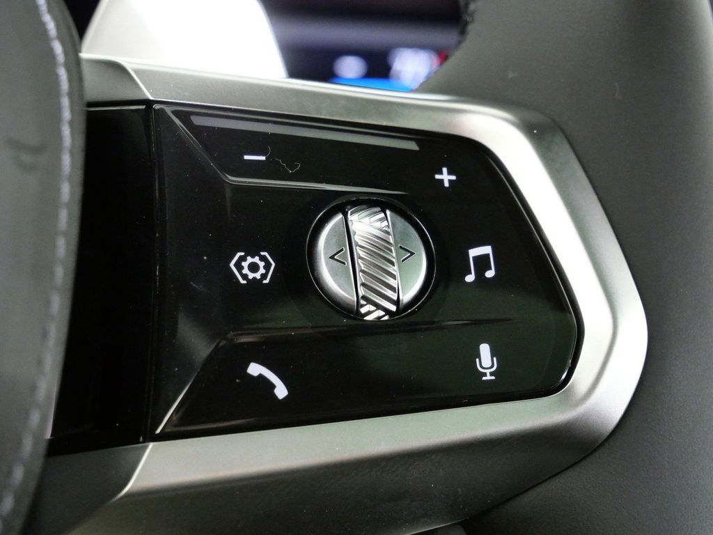 Thumbnail: 2026 BMW 7 Series - 45