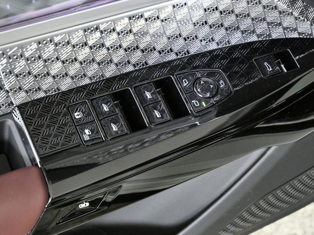 Thumbnail: 2026 BMW 7 Series - 41