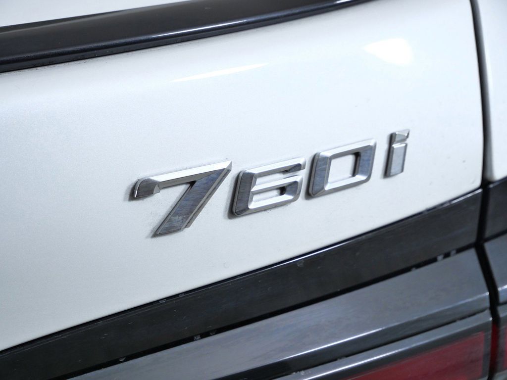Thumbnail: 2026 BMW 7 Series - 23
