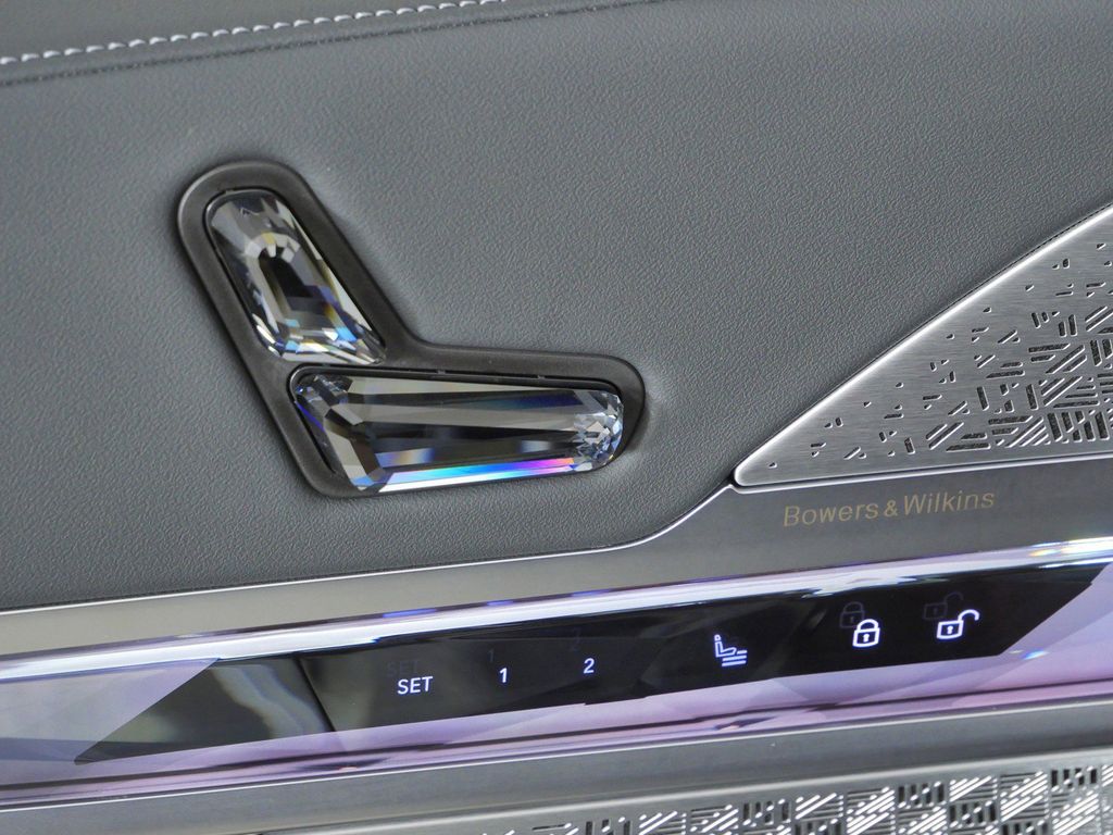 Thumbnail: 2023 BMW 7 Series - 42