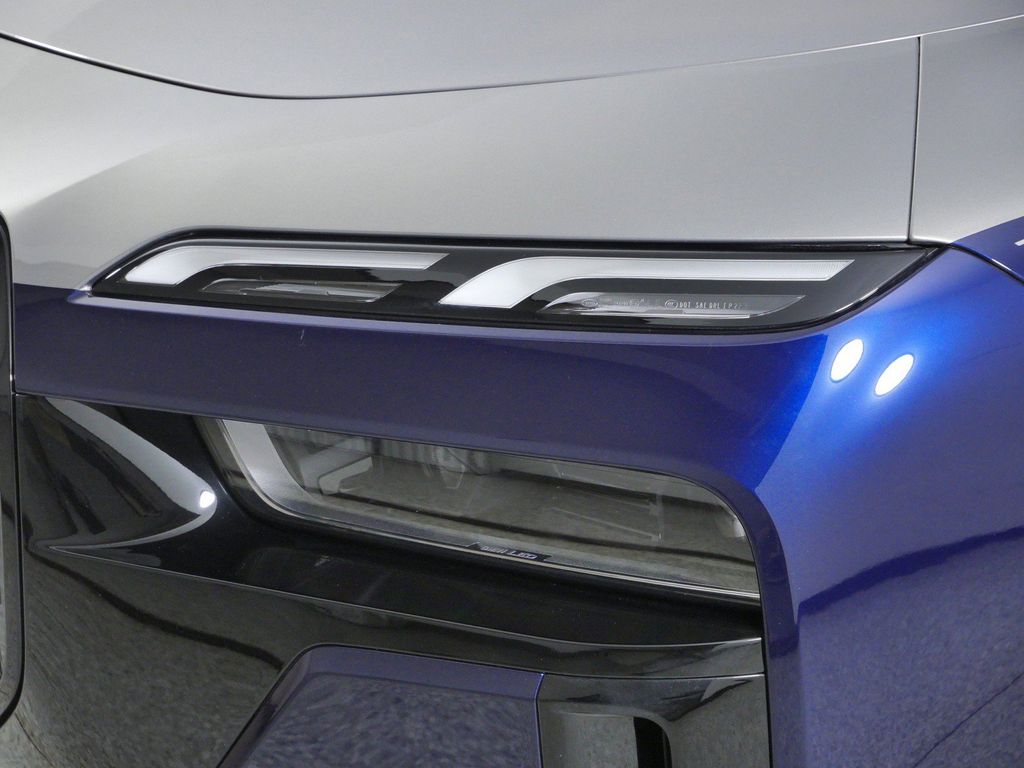 Thumbnail: 2023 BMW 7 Series - 17