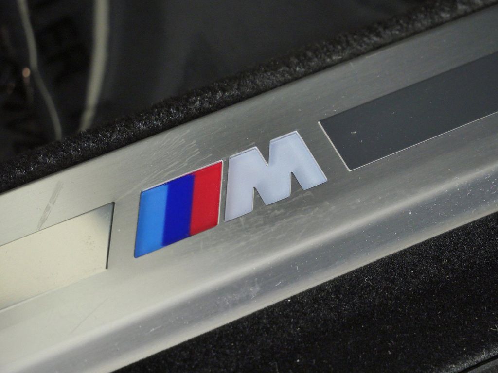 Thumbnail: 2023 BMW 7 Series - 32