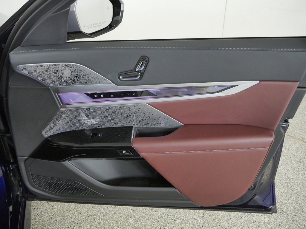 Thumbnail: 2023 BMW 7 Series - 30