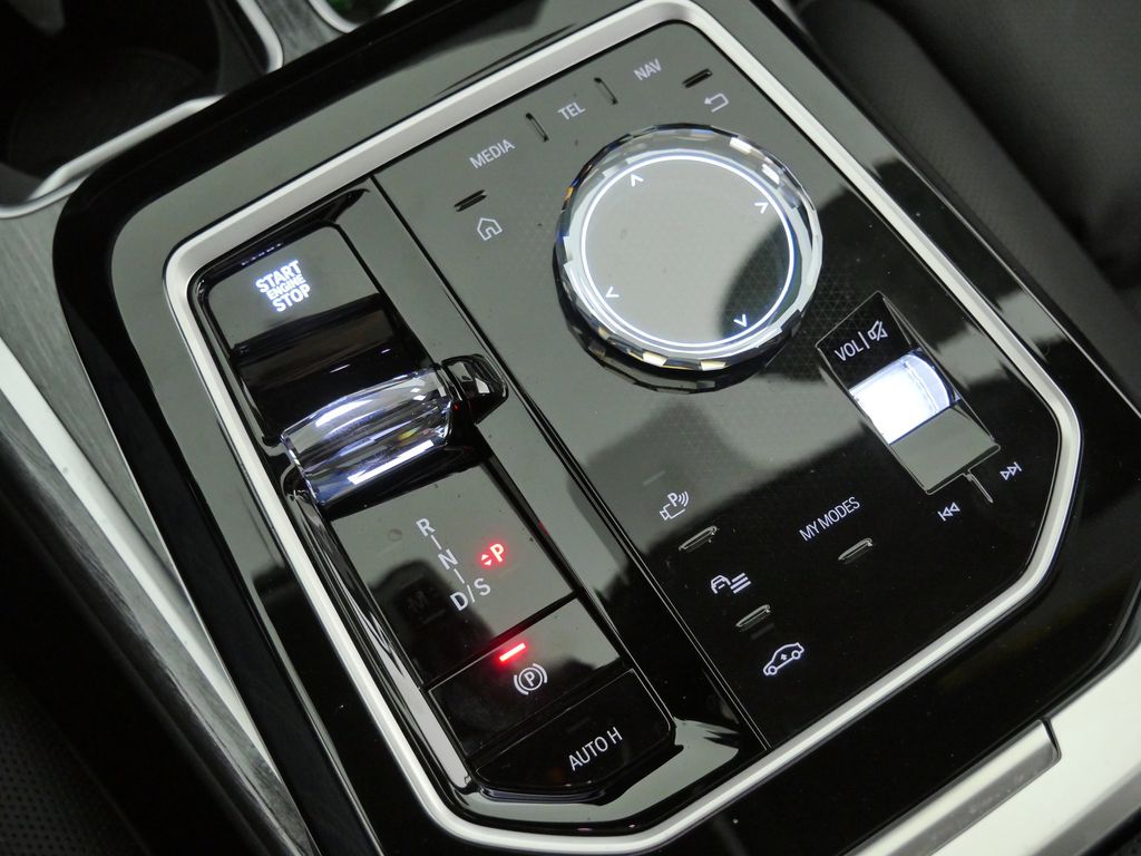 Thumbnail: 2025 BMW 7 Series - 48