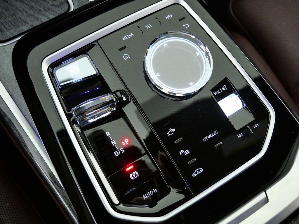 Thumbnail: 2023 BMW 7 Series - 48