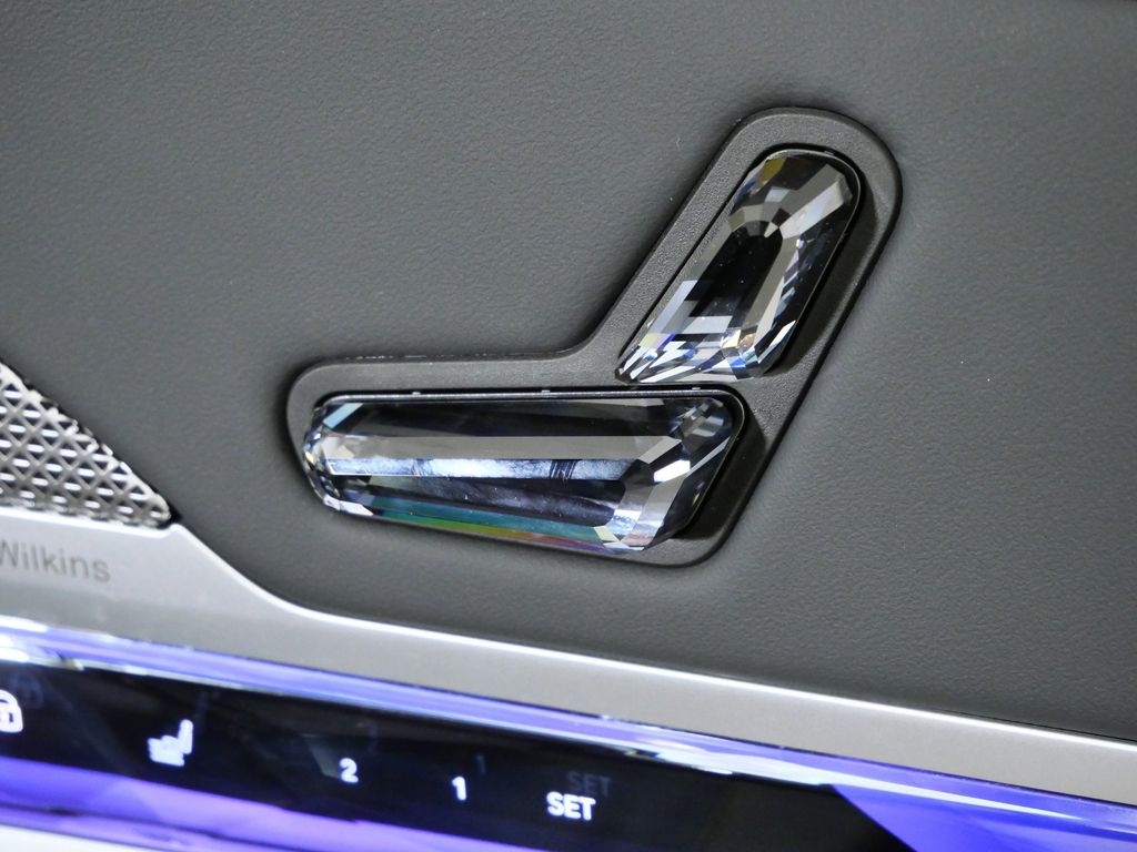 Thumbnail: 2023 BMW 7 Series - 29