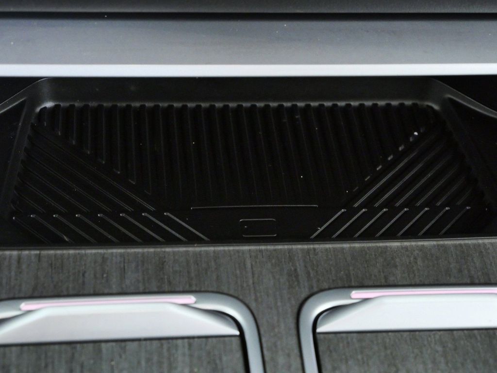 Thumbnail: 2024 BMW 7 Series - 47