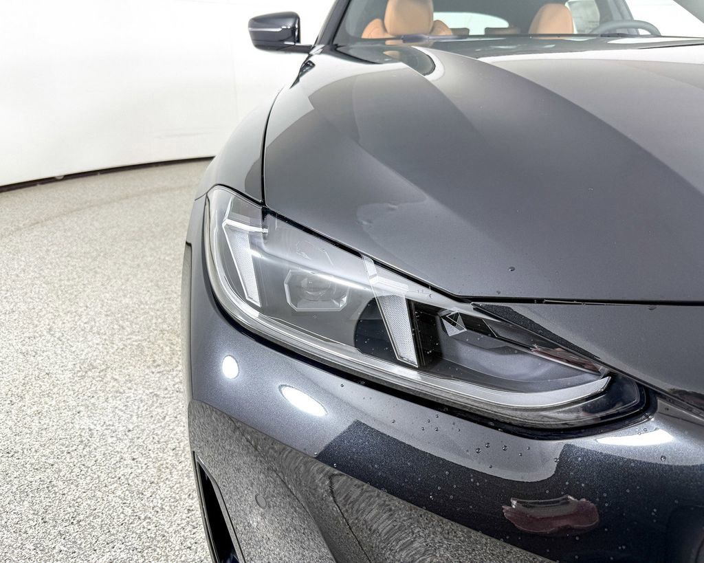 Thumbnail: 2025 BMW 4 Series - 22