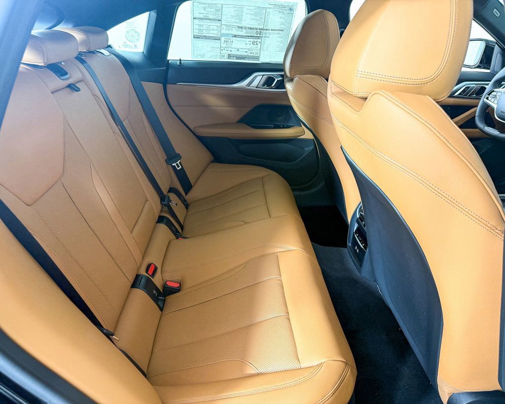 Thumbnail: 2025 BMW 4 Series - 31