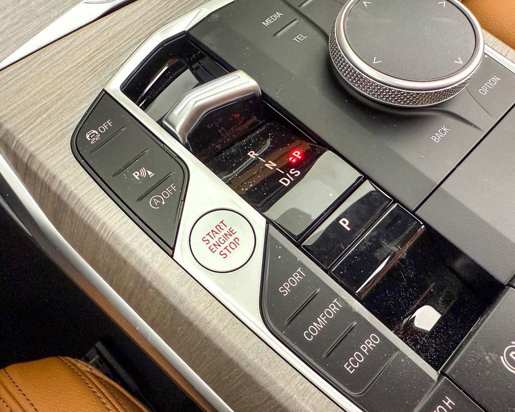 Thumbnail: 2025 BMW 4 Series - 9