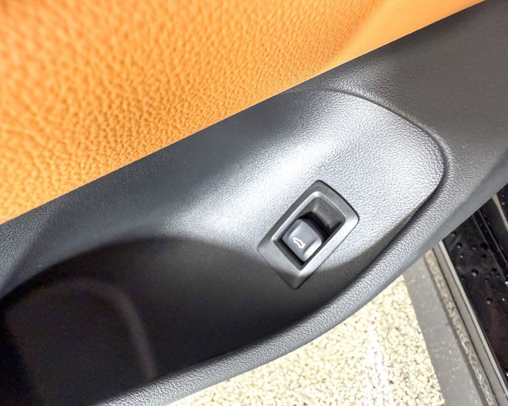 Thumbnail: 2025 BMW 4 Series - 38