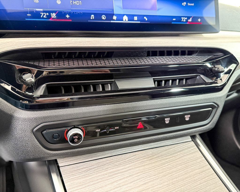 Thumbnail: 2025 BMW 4 Series - 48