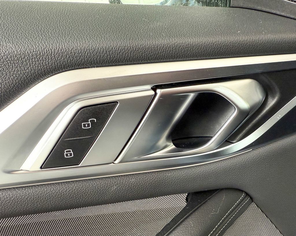 Thumbnail: 2025 BMW 4 Series - 41