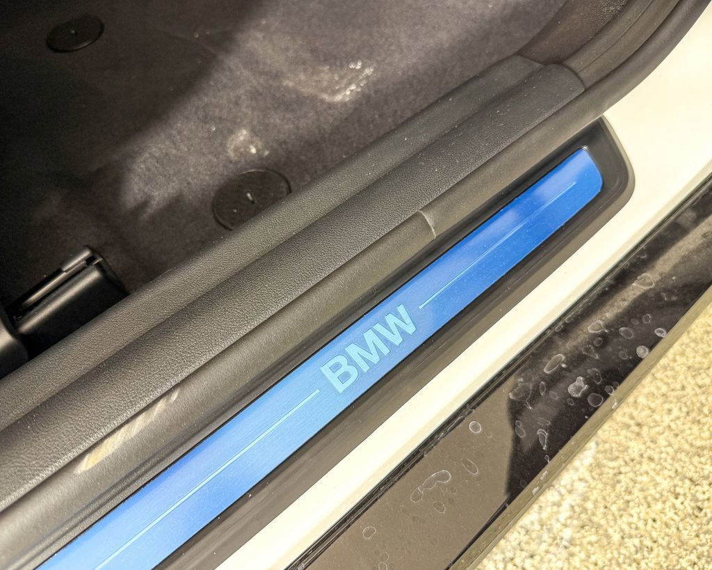 Thumbnail: 2025 BMW 4 Series - 30