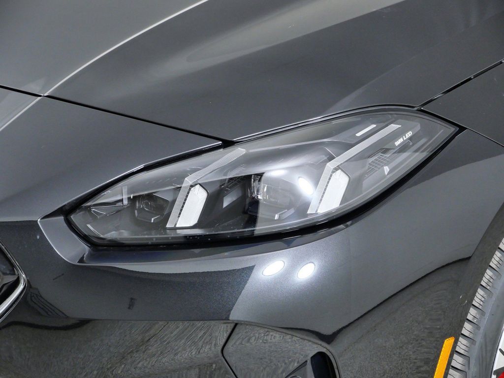Thumbnail: 2026 BMW 2 Series - 19