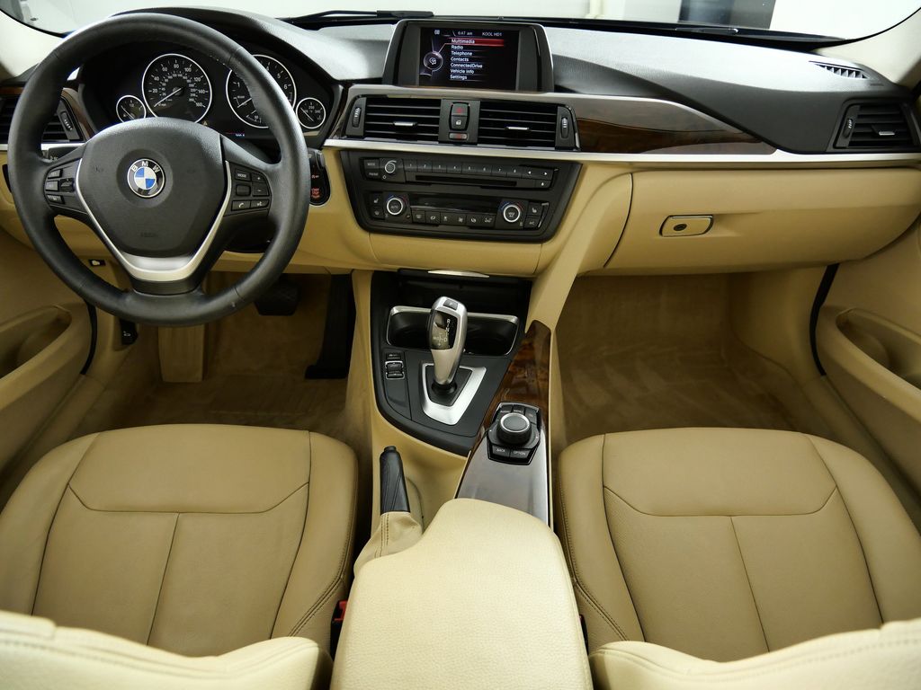 Thumbnail: 2015 BMW 3 Series - 2