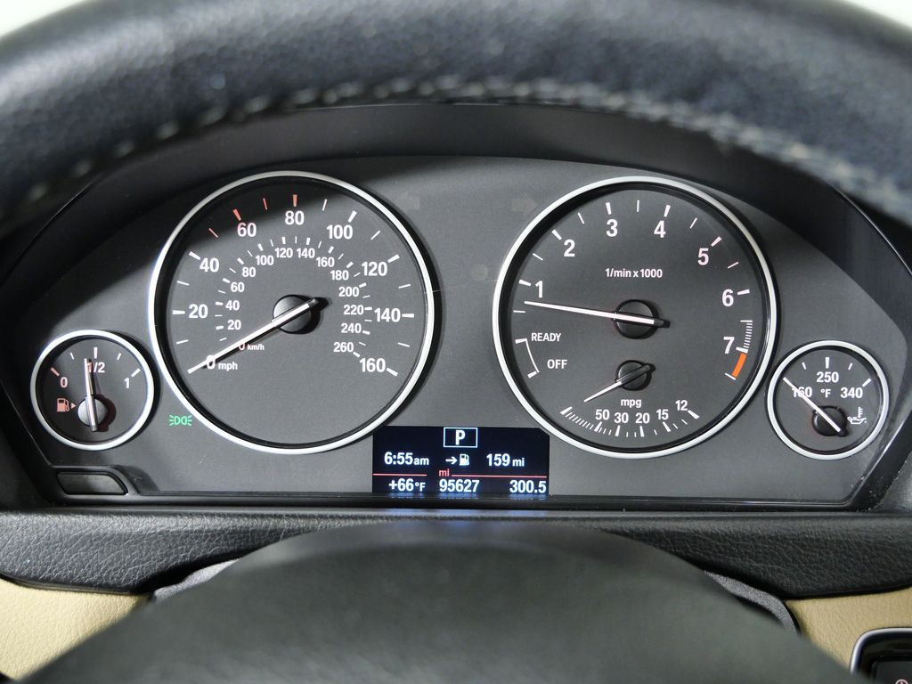 Thumbnail: 2015 BMW 3 Series - 13