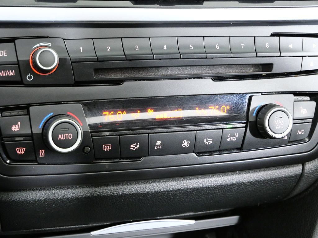 Thumbnail: 2015 BMW 3 Series - 45