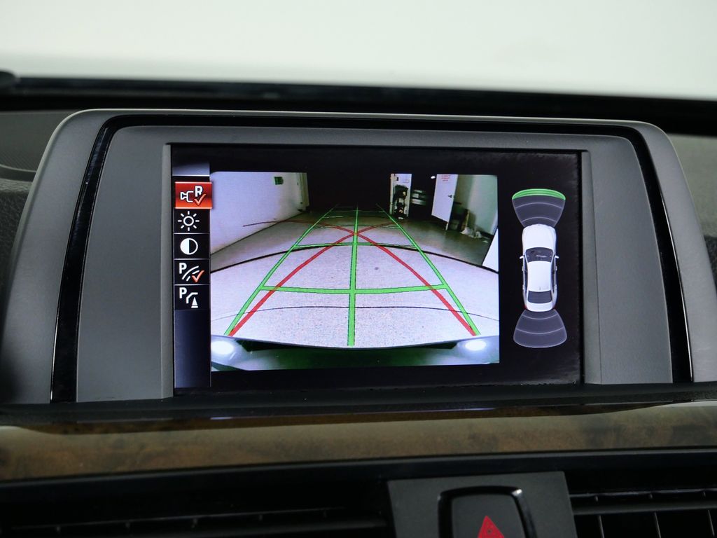 Thumbnail: 2015 BMW 3 Series - 52