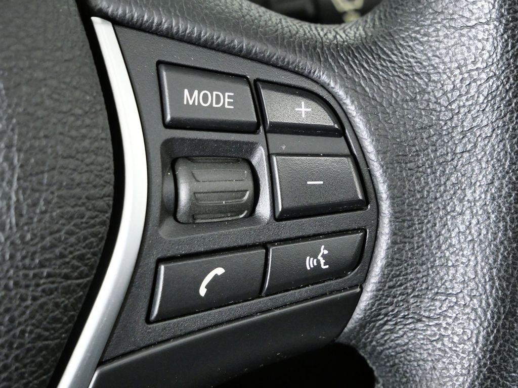 Thumbnail: 2015 BMW 3 Series - 44