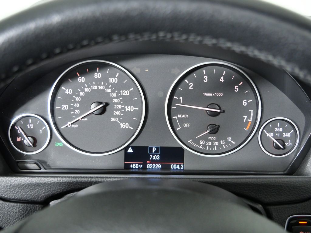 Thumbnail: 2015 BMW 3 Series - 13