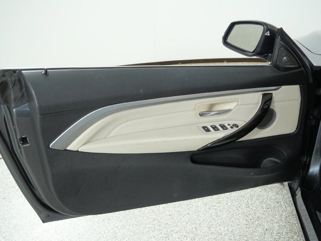 Thumbnail: 2016 BMW 4 Series - 33