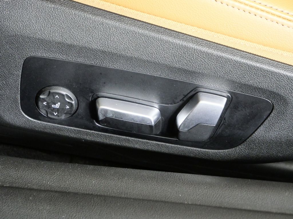 Thumbnail: 2022 BMW 4 Series - 42