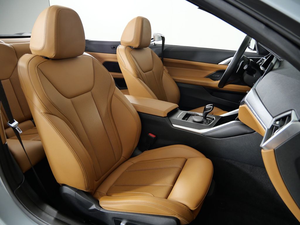 Thumbnail: 2022 BMW 4 Series - 10