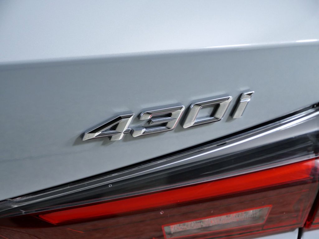 Thumbnail: 2022 BMW 4 Series - 24