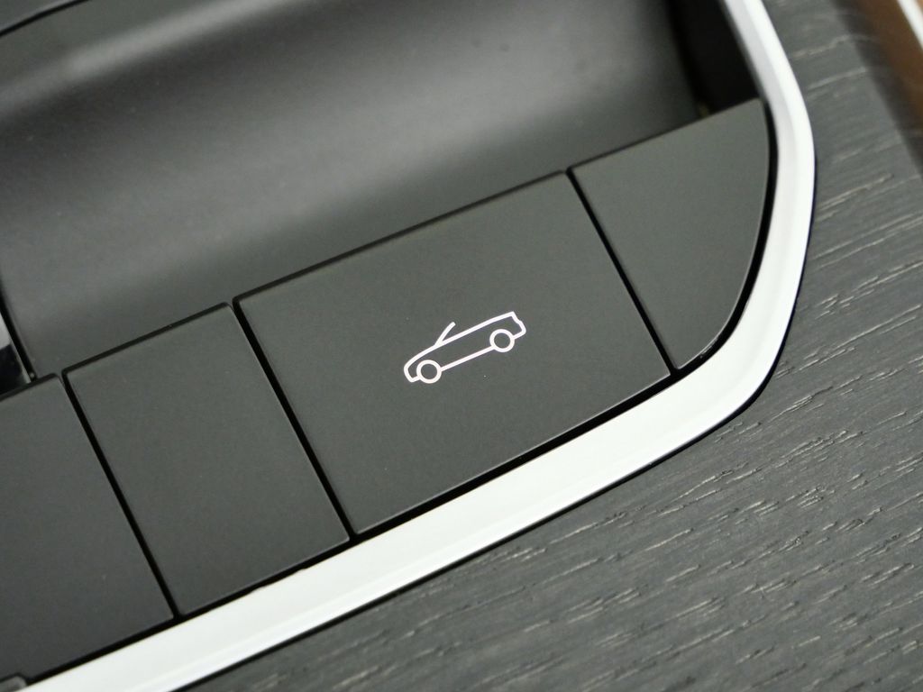 Thumbnail: 2022 BMW 4 Series - 52