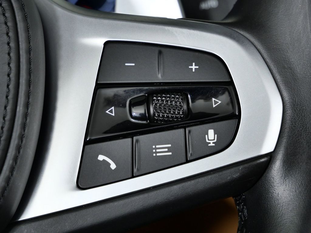 Thumbnail: 2022 BMW 4 Series - 45